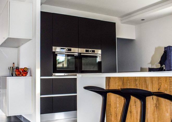 北歐風 vs 日式無印：兩種簡約風格的差異與搭配，從色彩、材質、家具一次看懂，哪種更適合你的家？